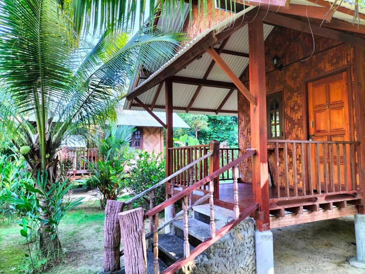 Siboya Bungalows Exteriör bild