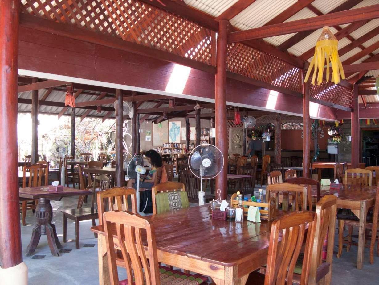 Siboya Bungalows Exteriör bild